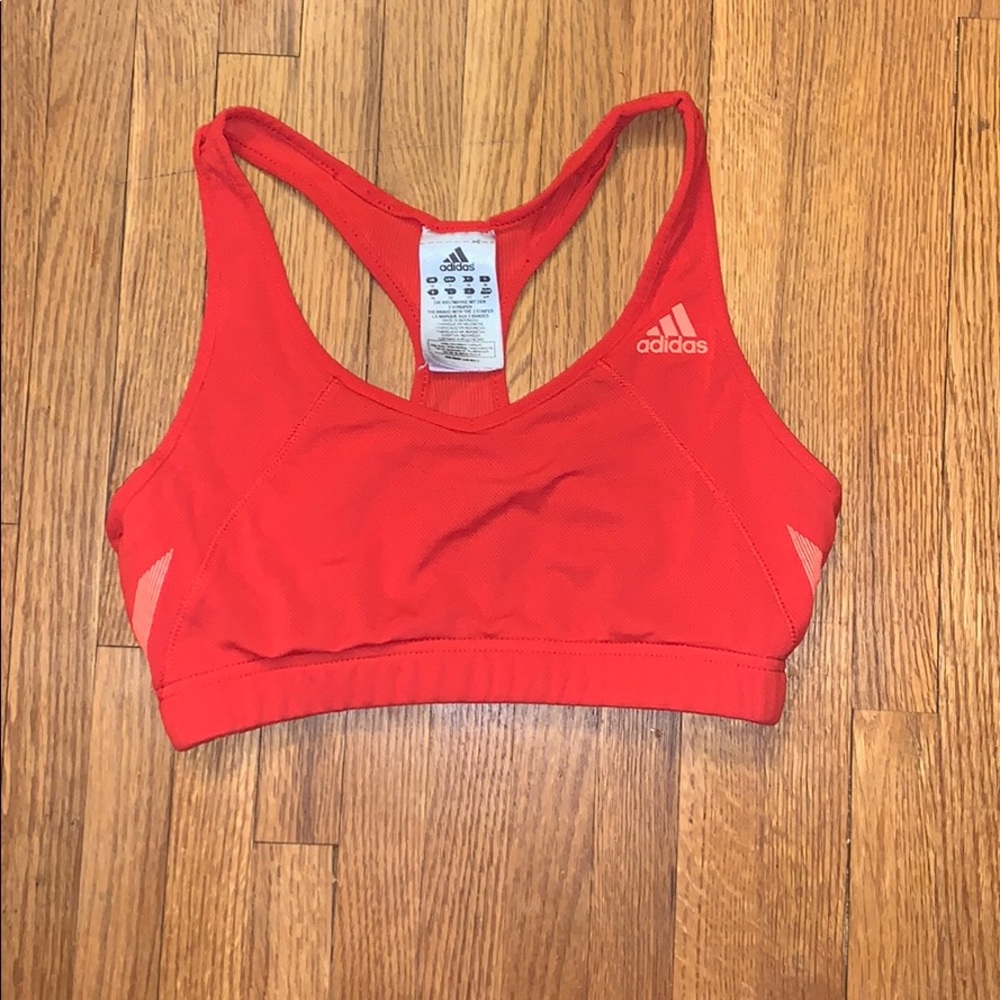Sports bra